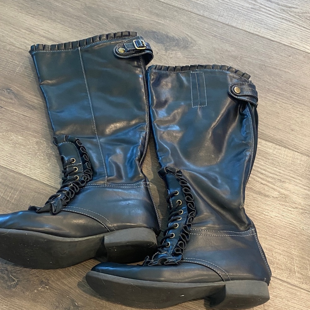 Betsey Johnson Black Lace-Up Boots